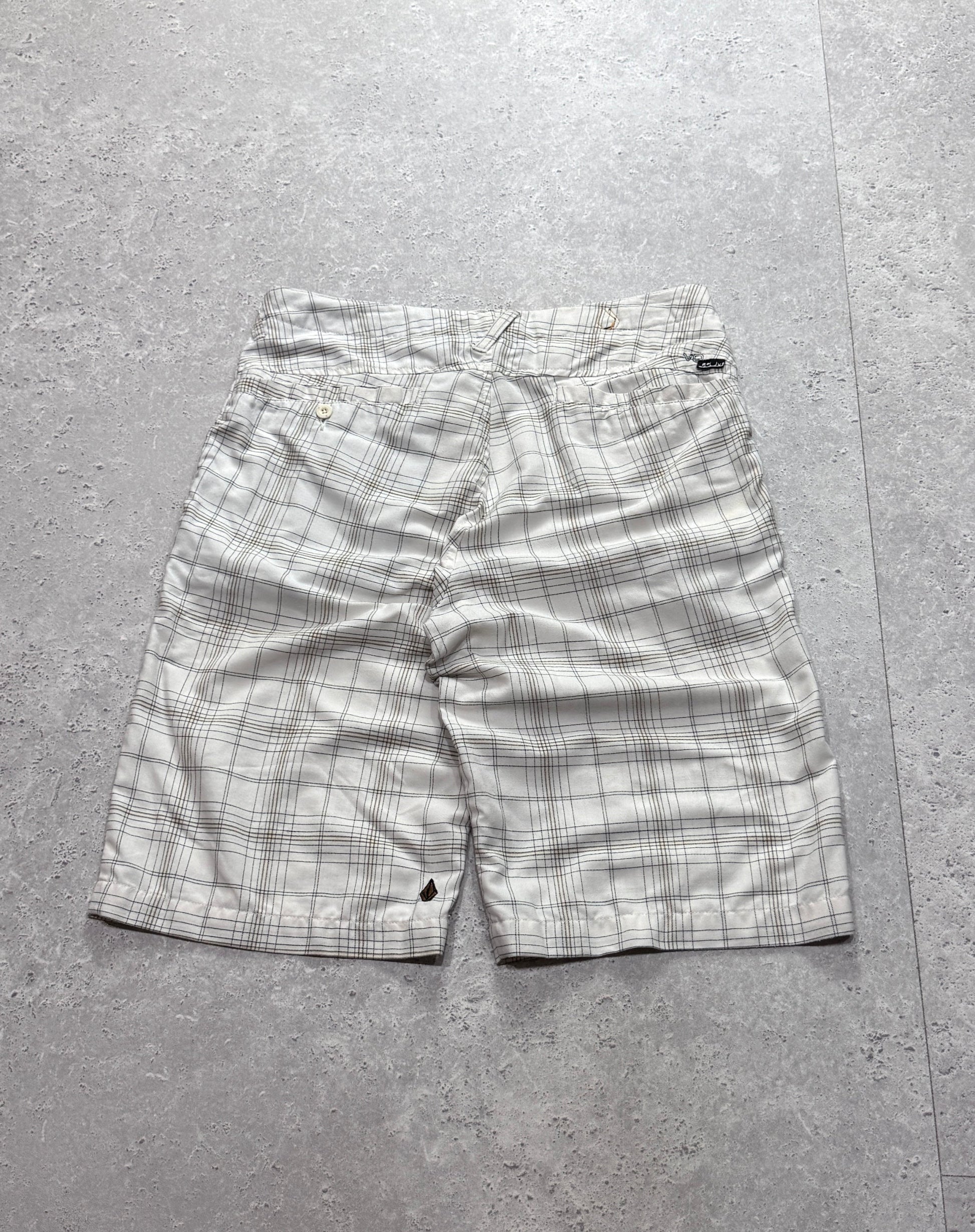 Vintage Y2K Volcom Plaid Shorts (34”)
