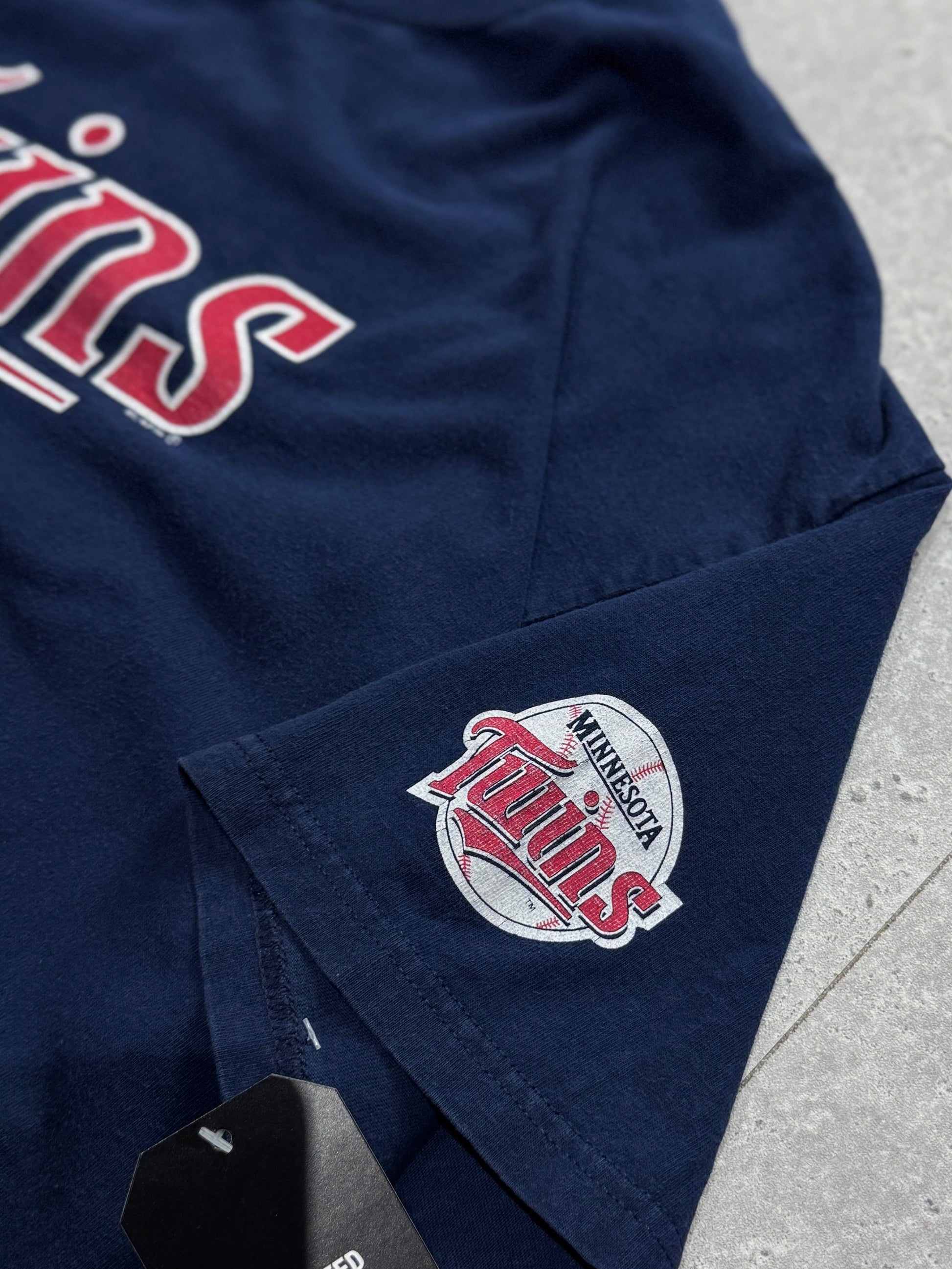 Vintage 2000s Nike X Minnesota Twins MLB Tee (XL)