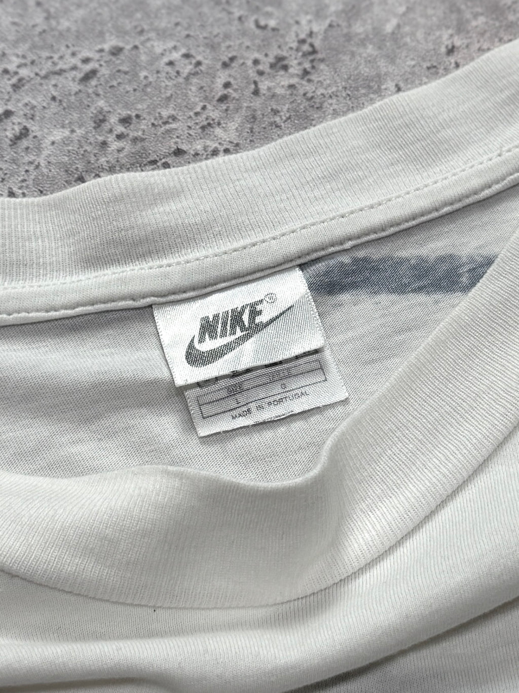 Vintage 90s Nike USA Oregon Graphic Tee (L)