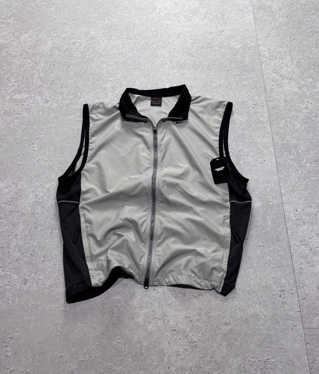 Vintage 2000s Nike Utility Windbreaker Vest (L)