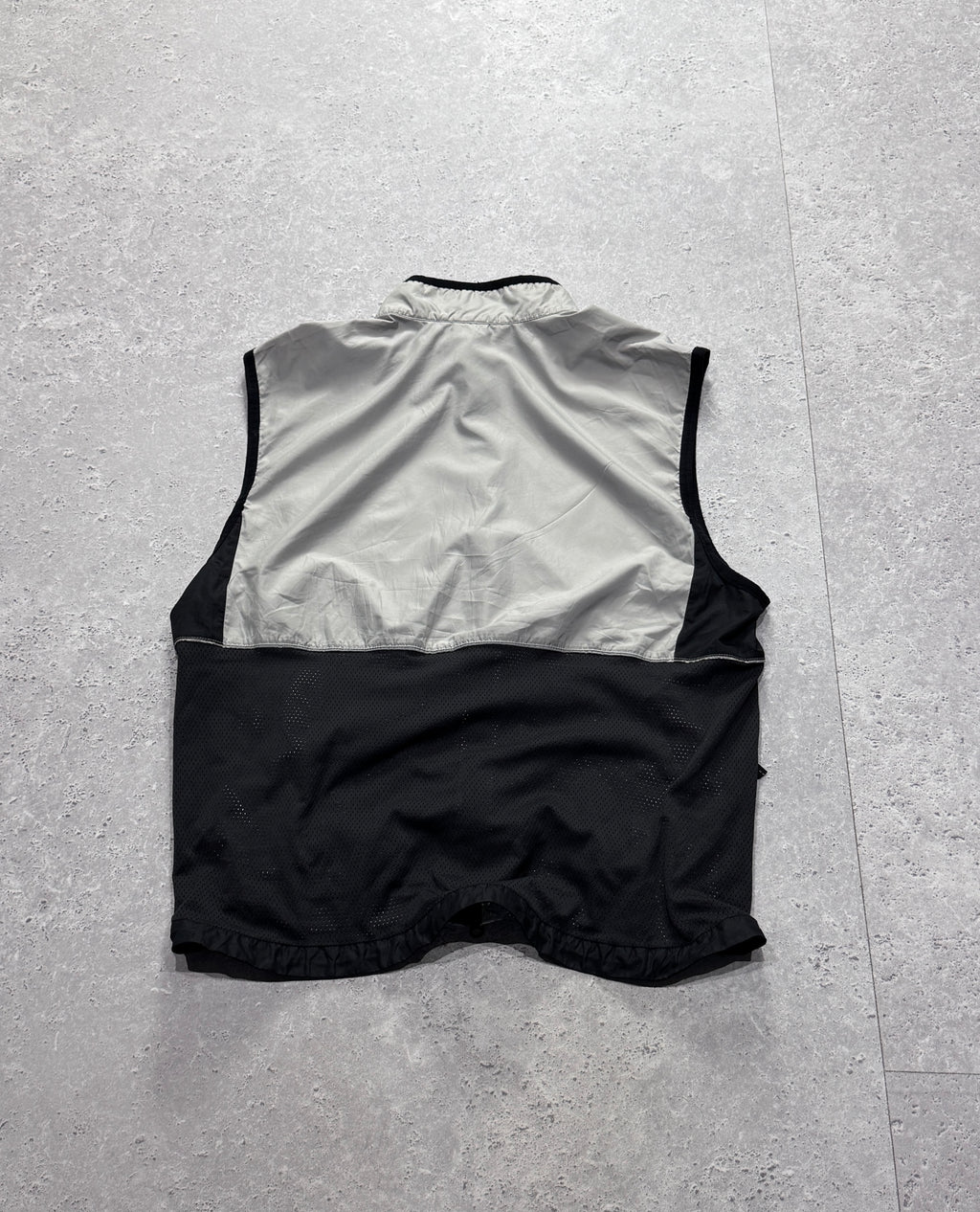 Vintage 2000s Nike Utility Windbreaker Vest (L)