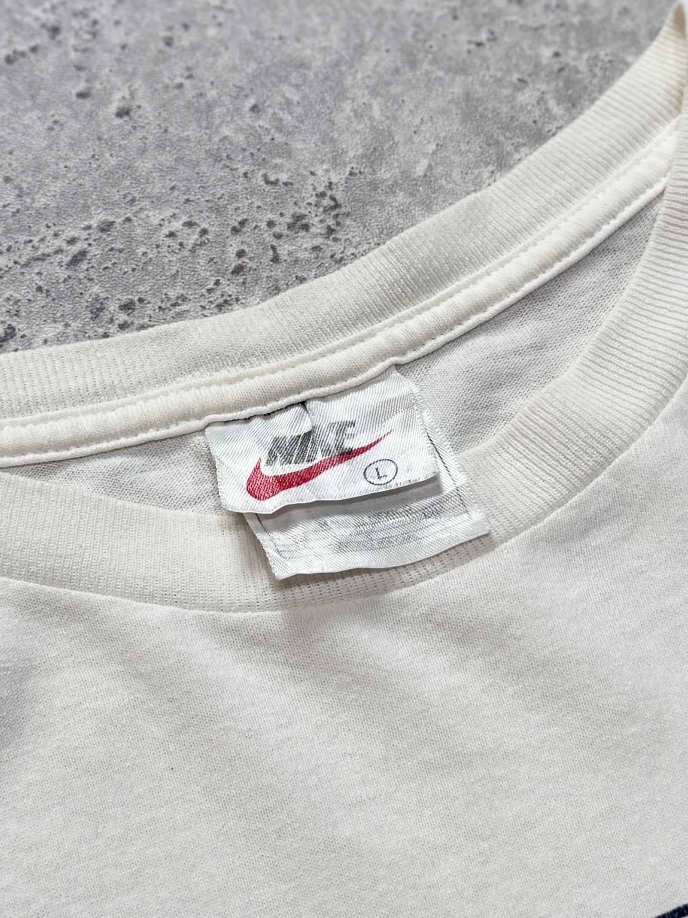 Vintage 90s Nike Spellout Long Sleeve Tee (M)