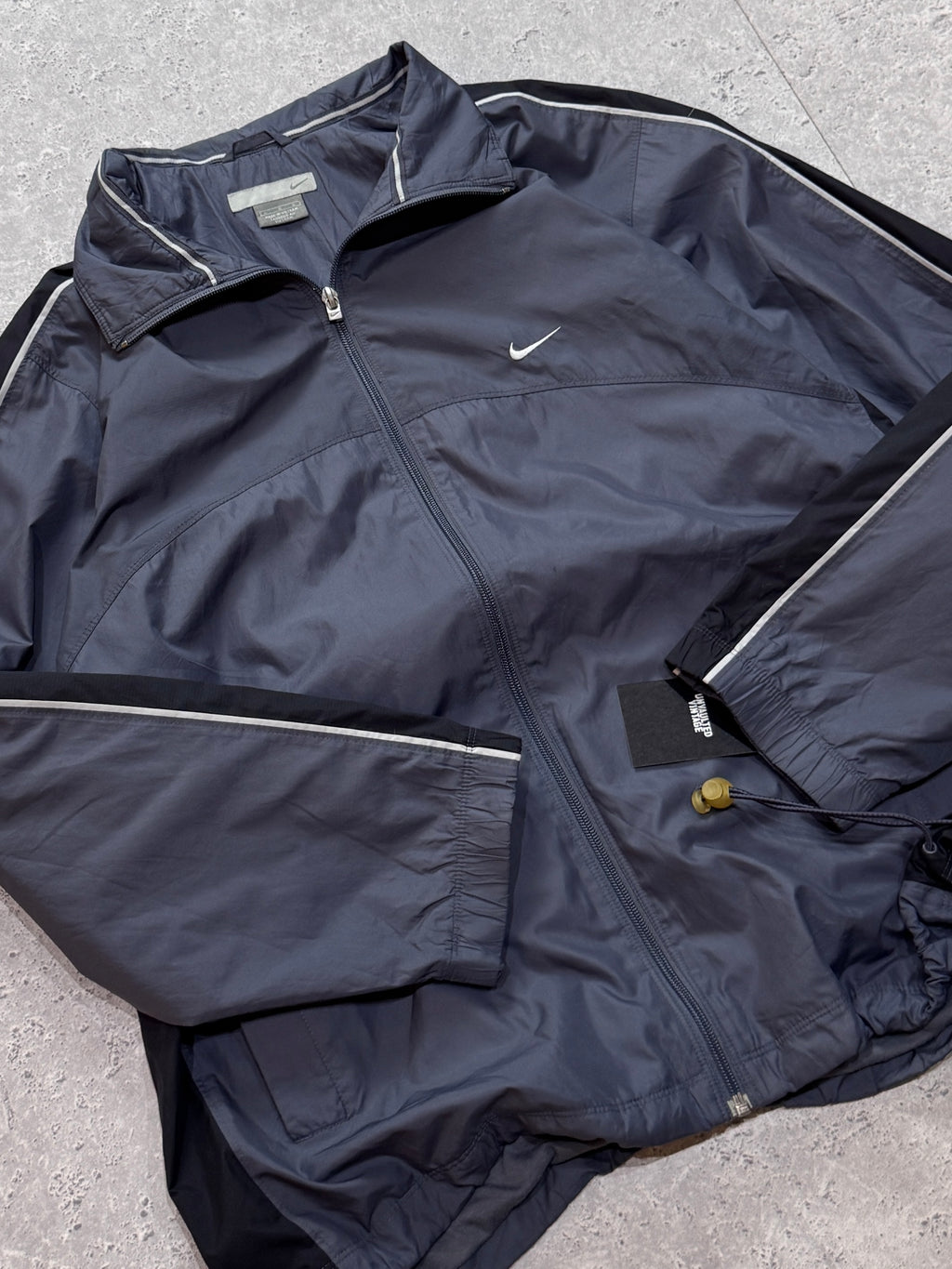 Vintage 2000s Nike Windbreaker Jacket (L)