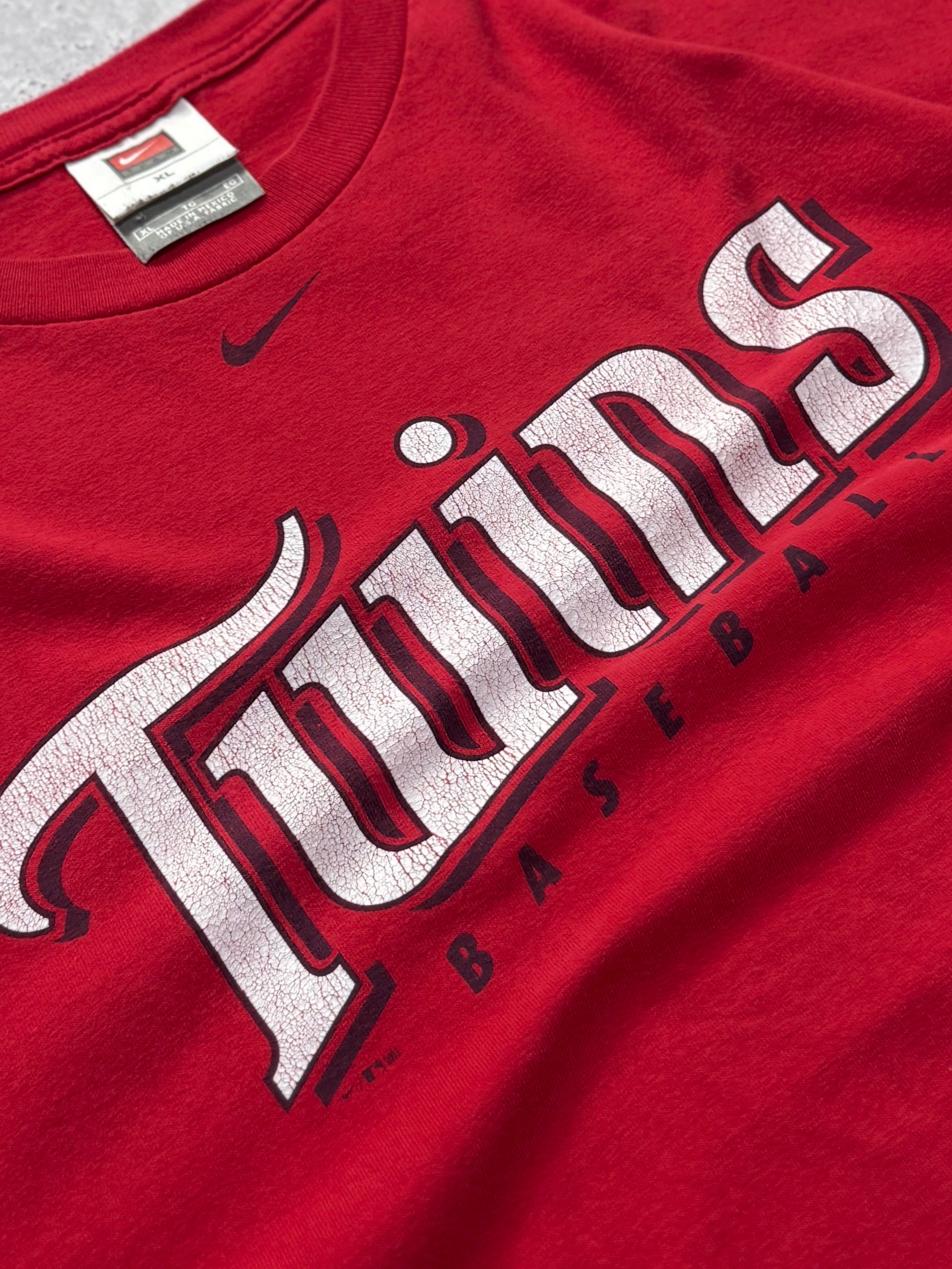 Vintage 2000s Nike X Minnesota Twins MLB Tee (XL)