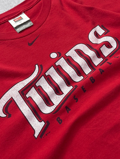 Vintage 2000s Nike X Minnesota Twins MLB Tee (XL)
