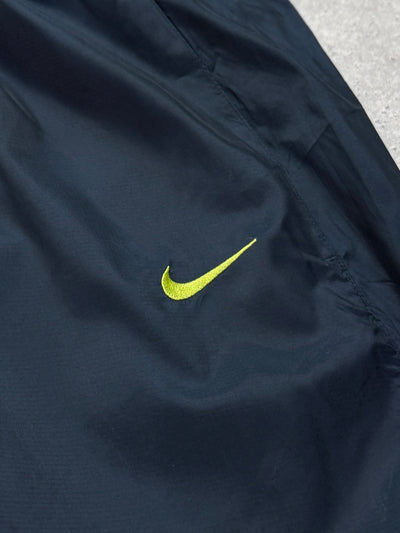 Vintage 2000s Nike Total 90 Training Track Shorts (L)