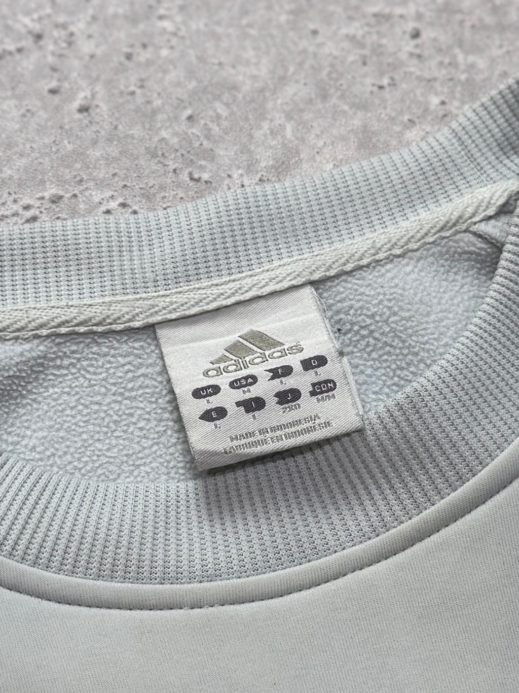 Vintage 2000s Adidas Embroidered Sweater (L)