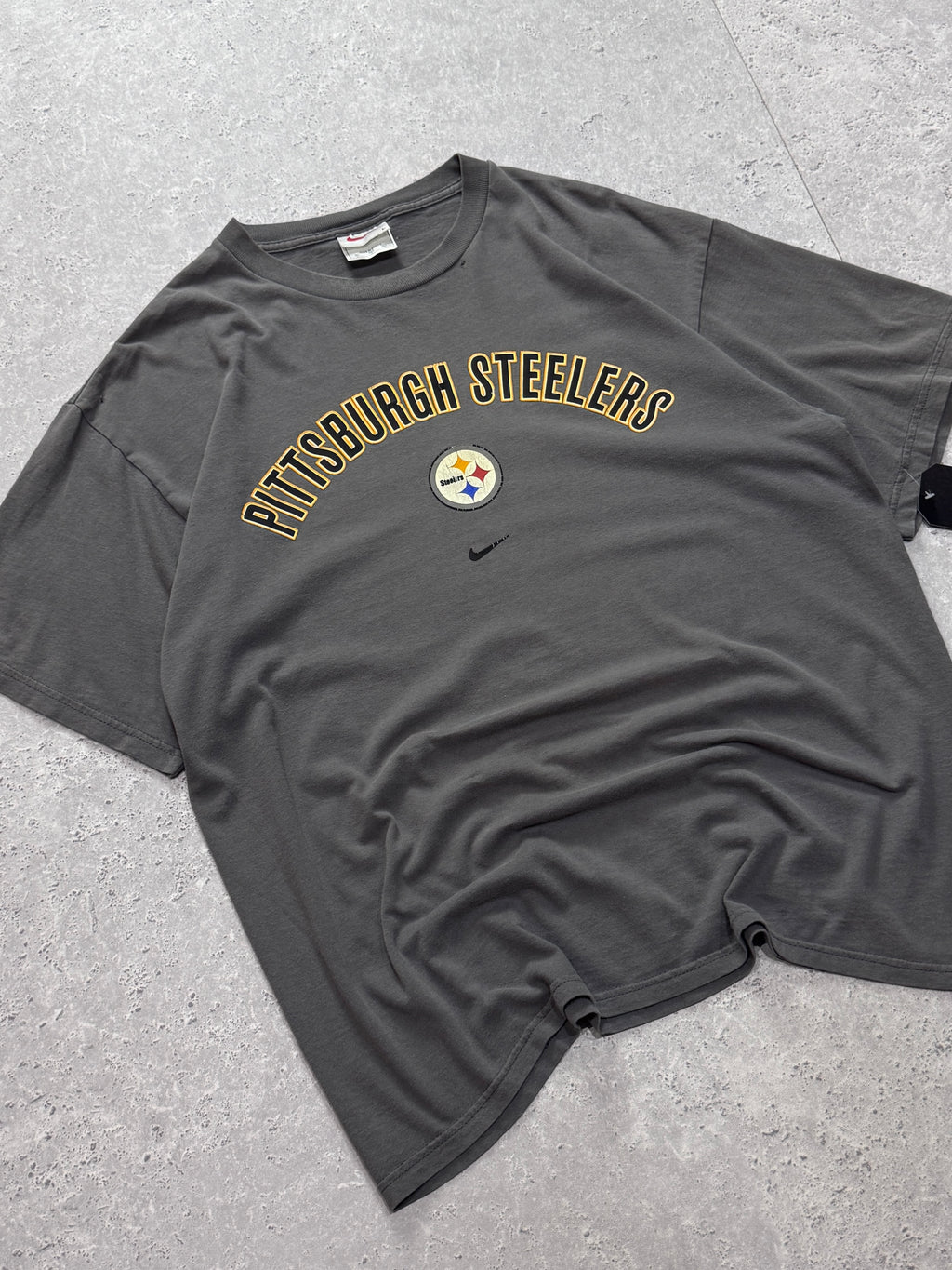 Vintage 90s Nike X Pittsburgh Steelers NFL Tee (L)
