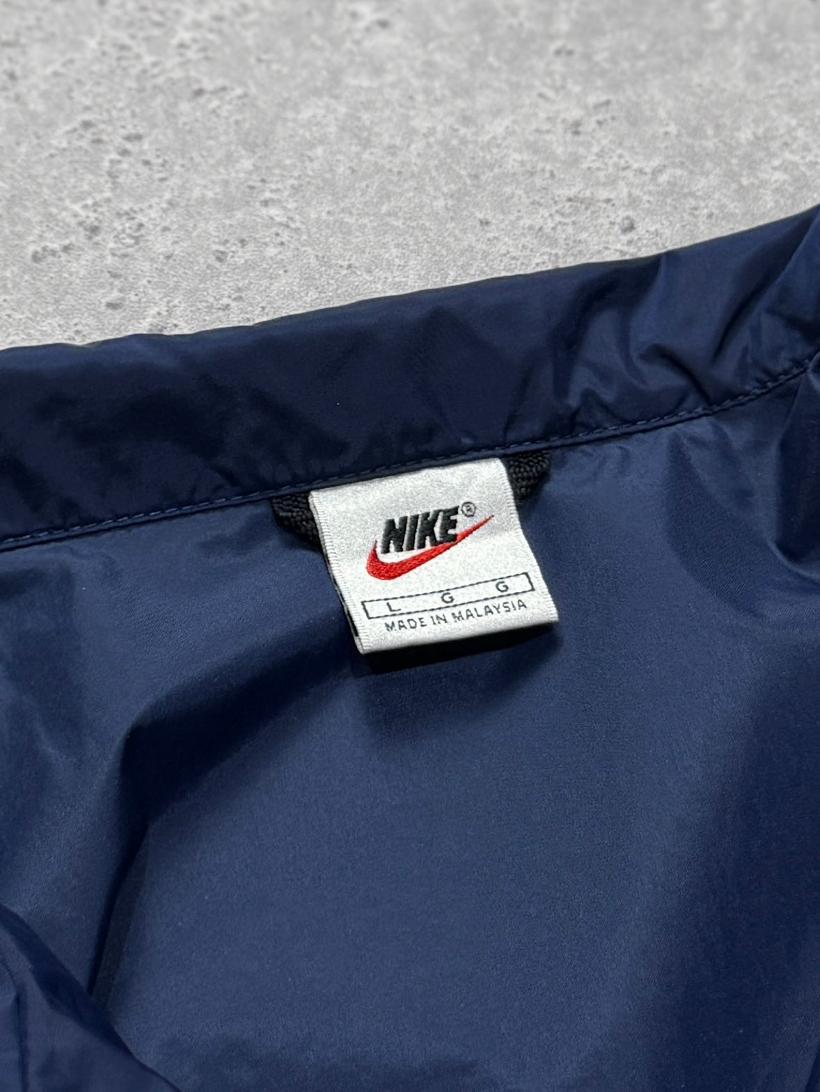 Vintage 90s Nike Sellout Windbreaker Jacket (L)