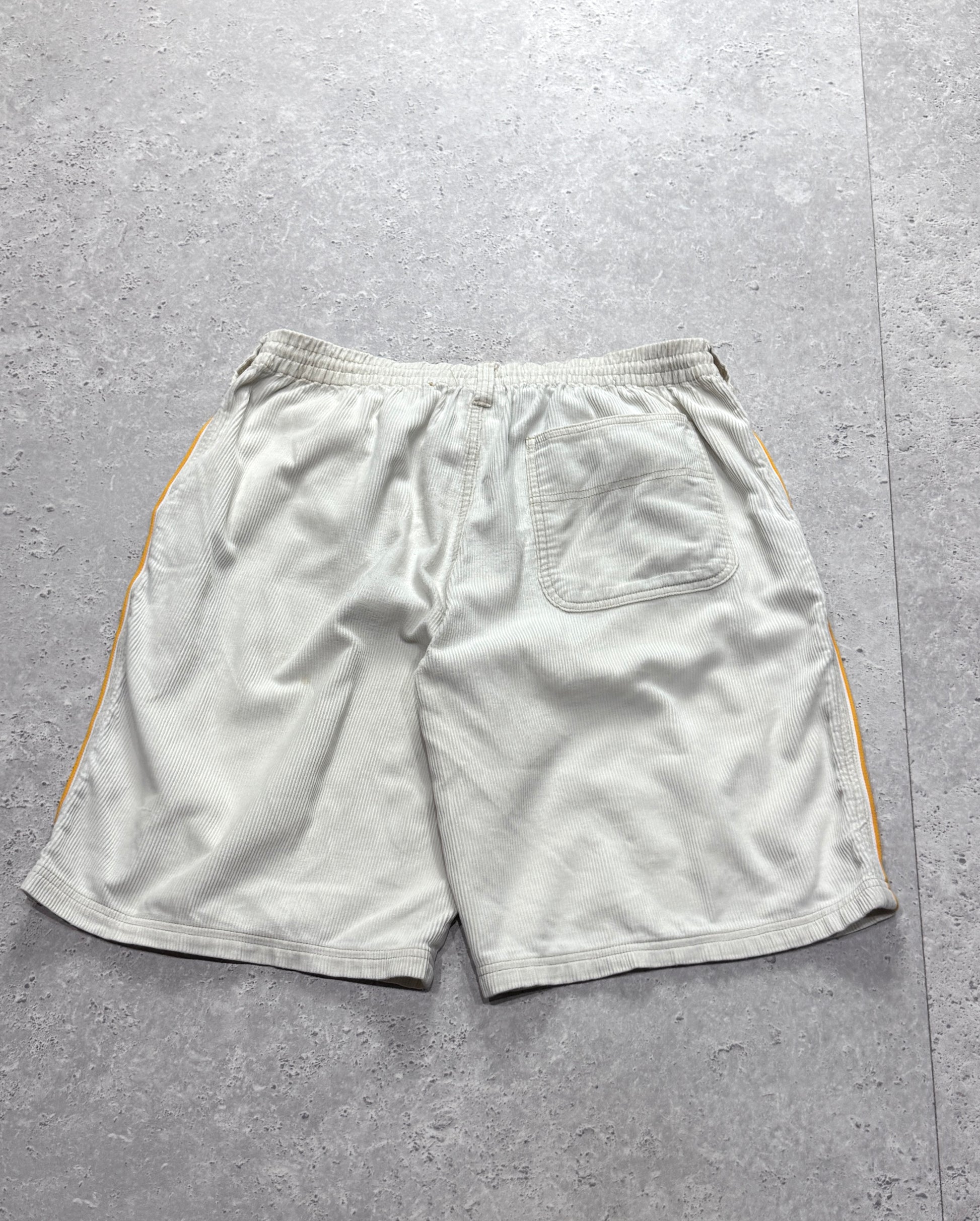 Vintage 90s O'Neill Corduroy Surfwear Shorts (L)