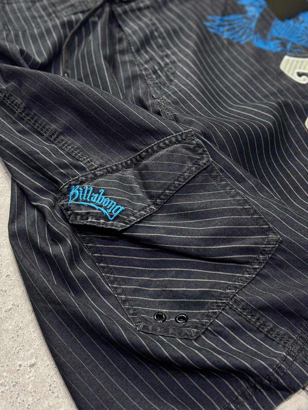 Vintage Y2K Billabong Pinstriped Boardshorts (34")