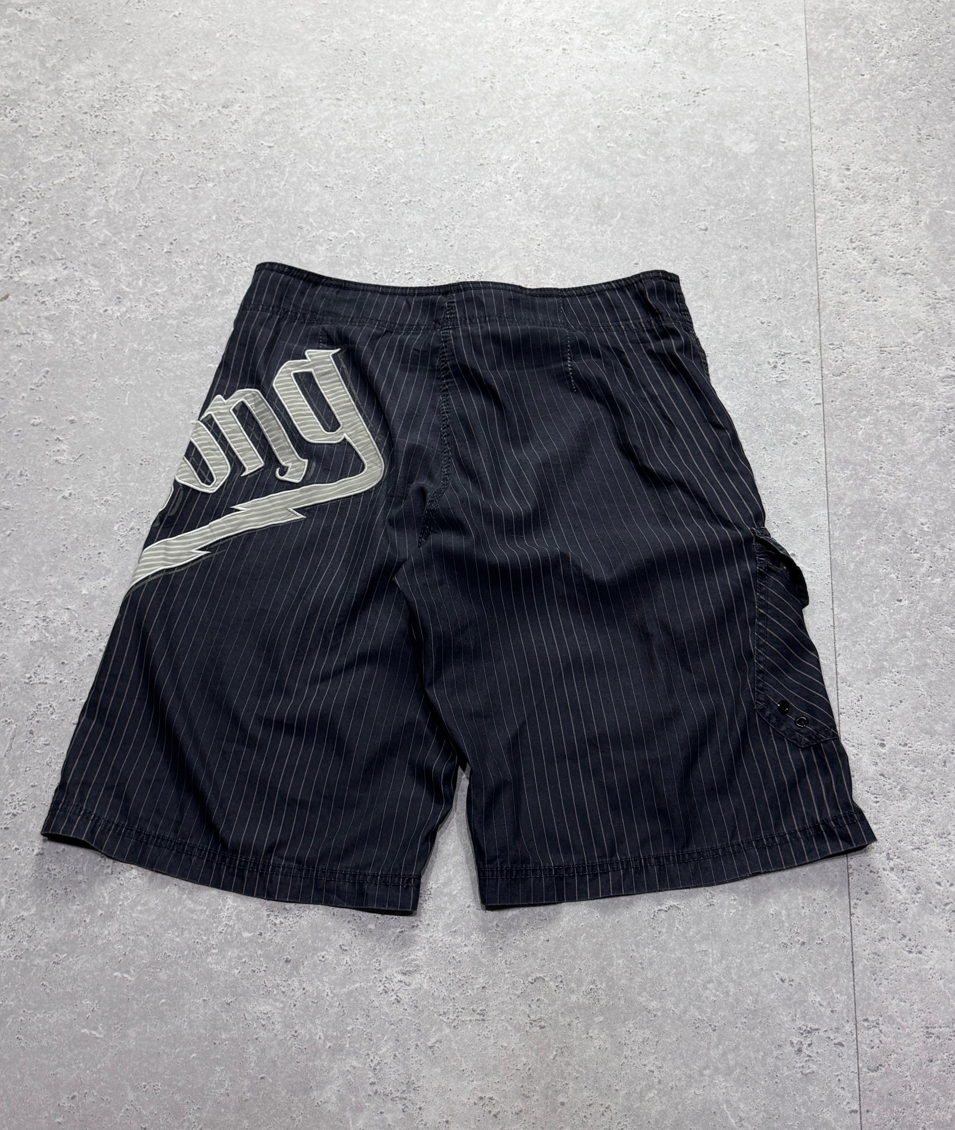 Vintage Y2K Billabong Pinstriped Boardshorts (34")