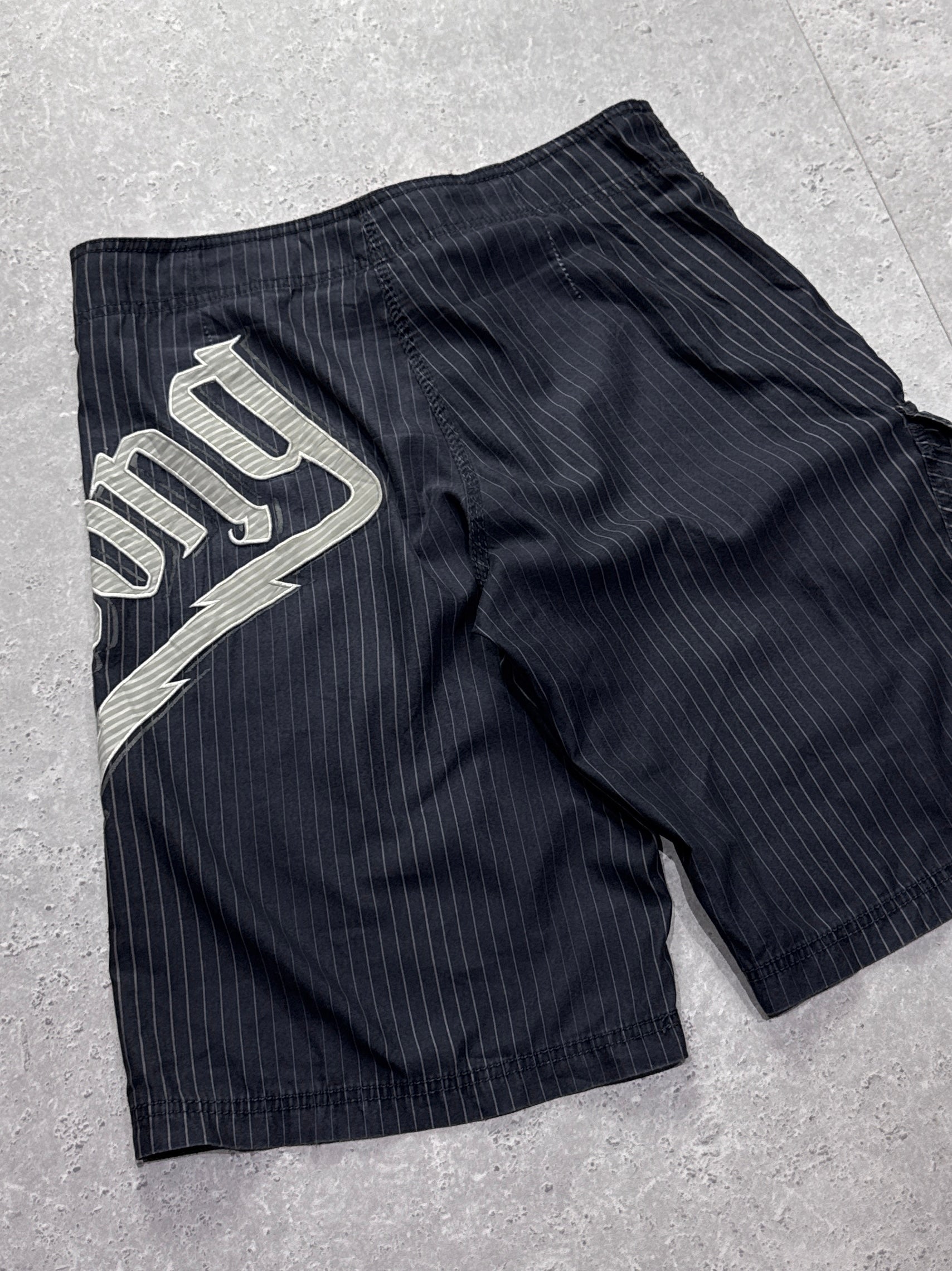 Vintage Y2K Billabong Pinstriped Boardshorts (34")