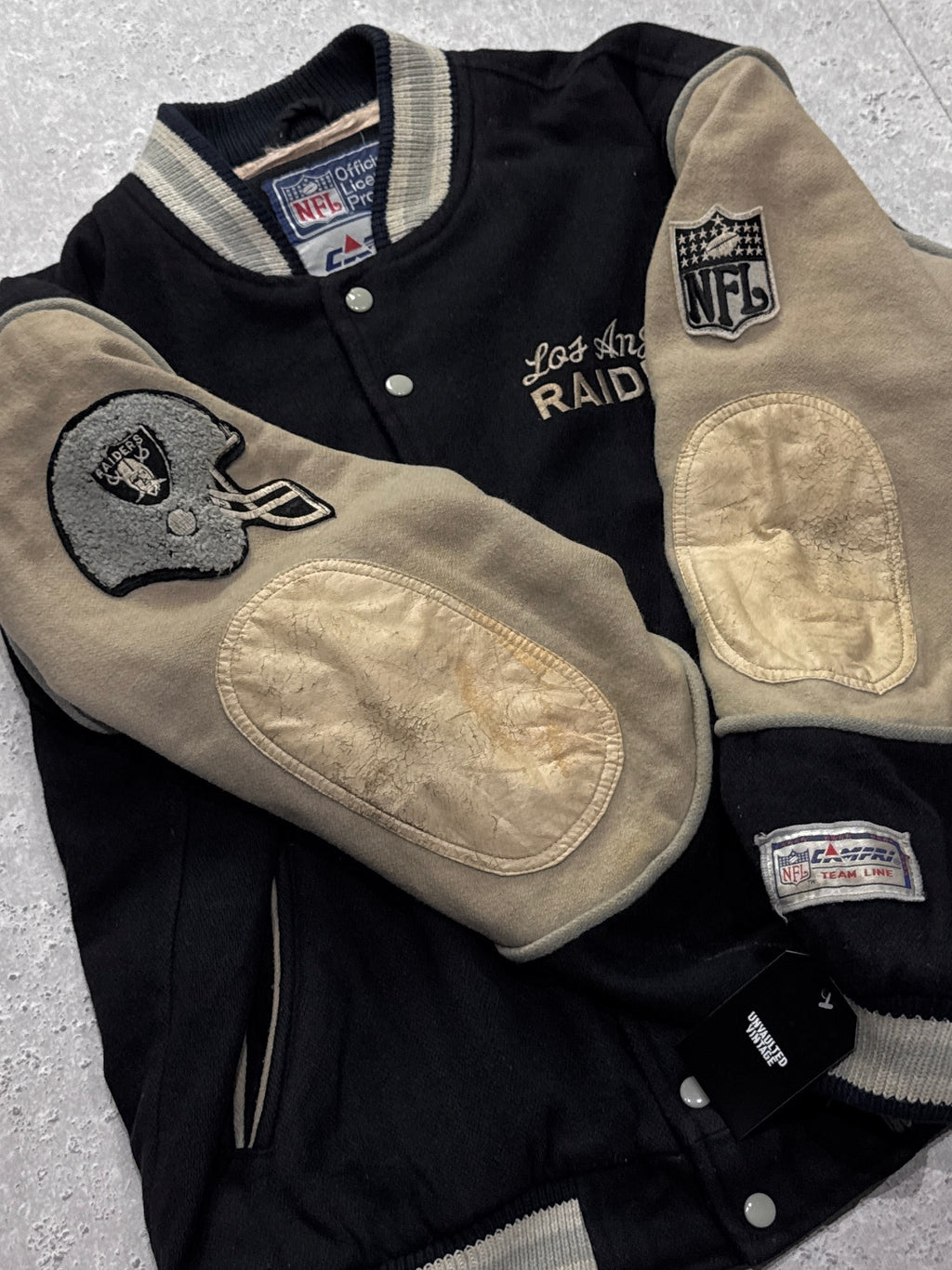Vintage 90s Los Angeles Raiders NFL Varsity Jacket (XL)