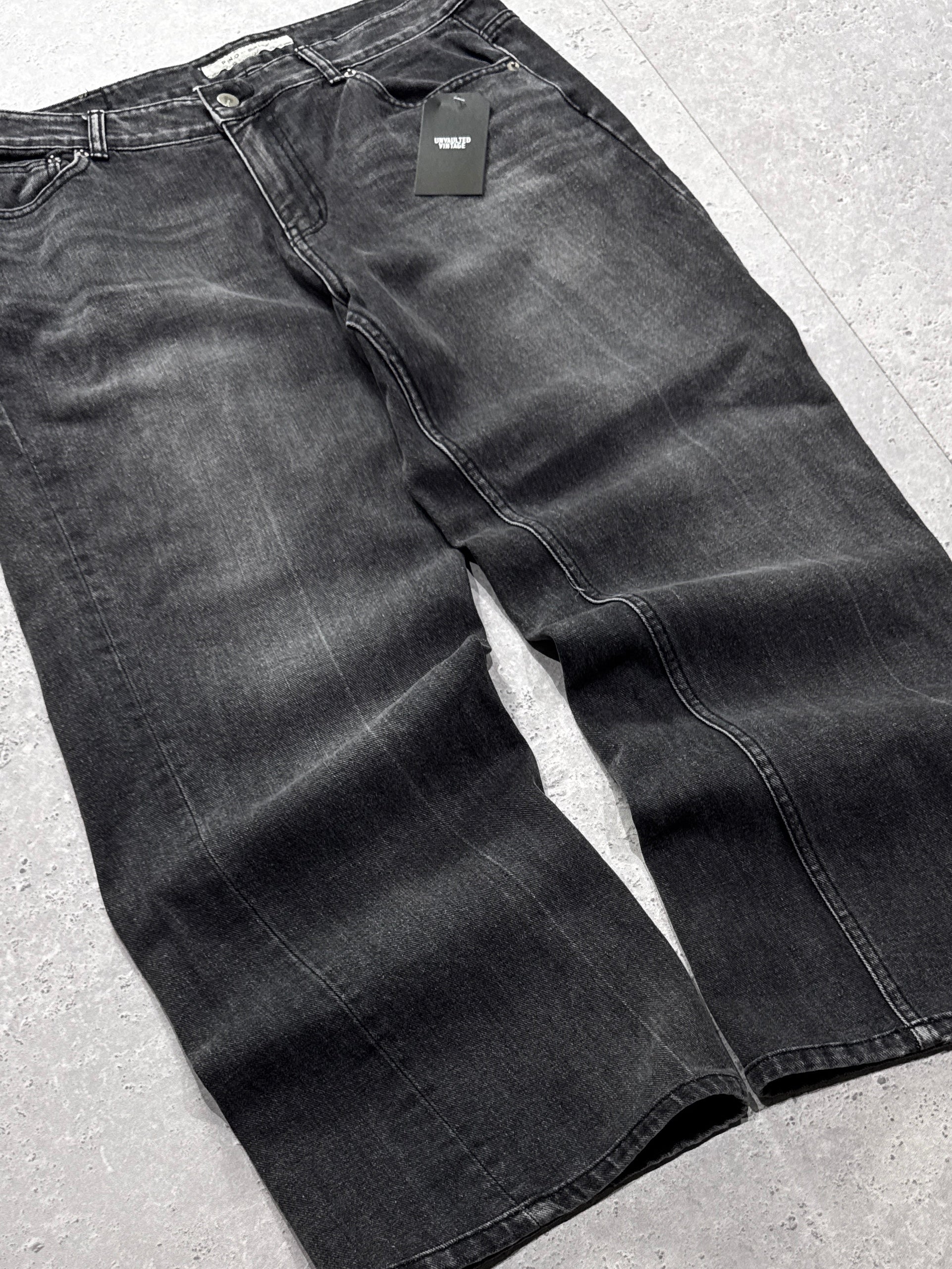 Vintage Y2K Denim Wide Leg Jeans (34")
