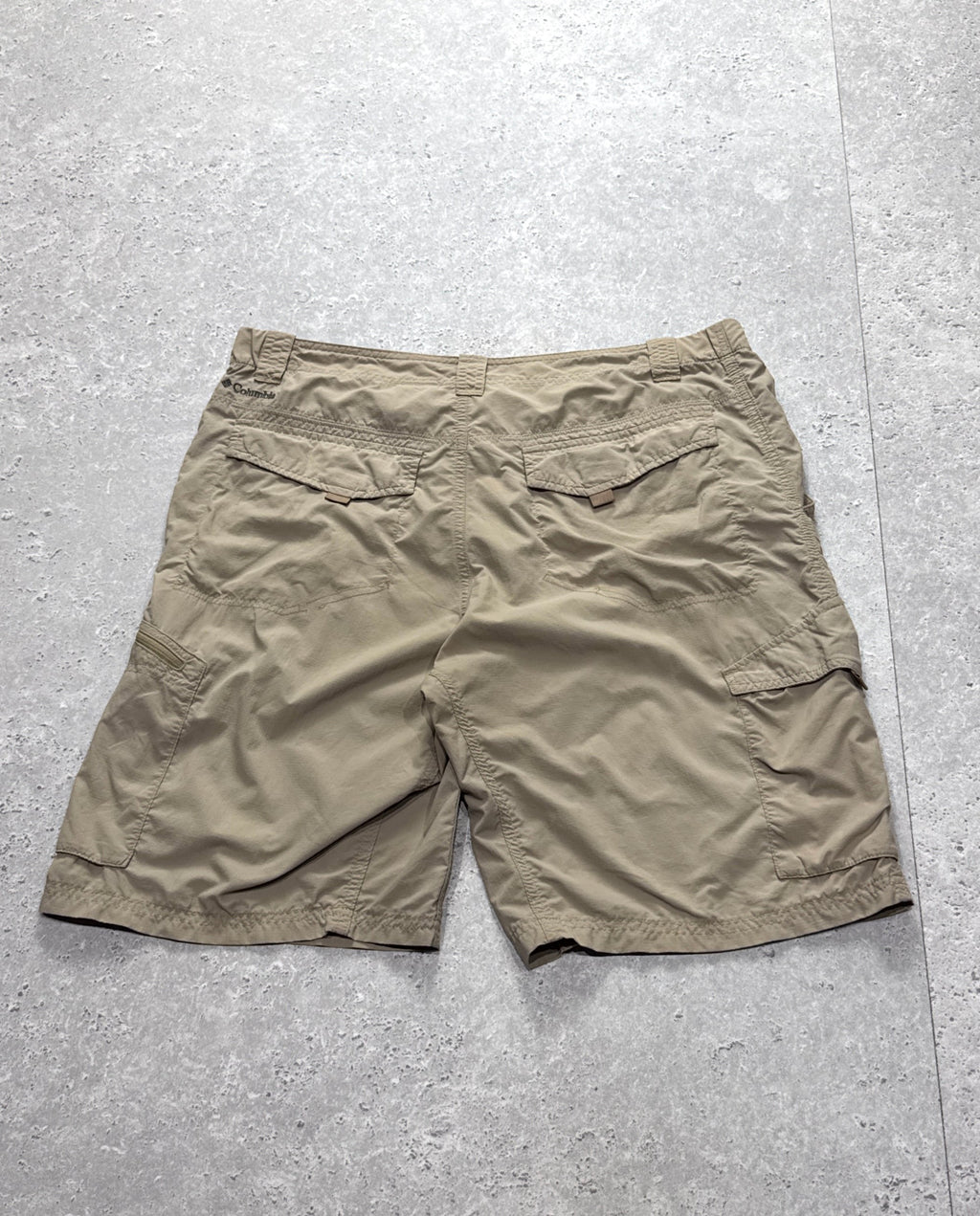 Vintage 2000s Columbia Cargo Utility Trail Shorts (36")