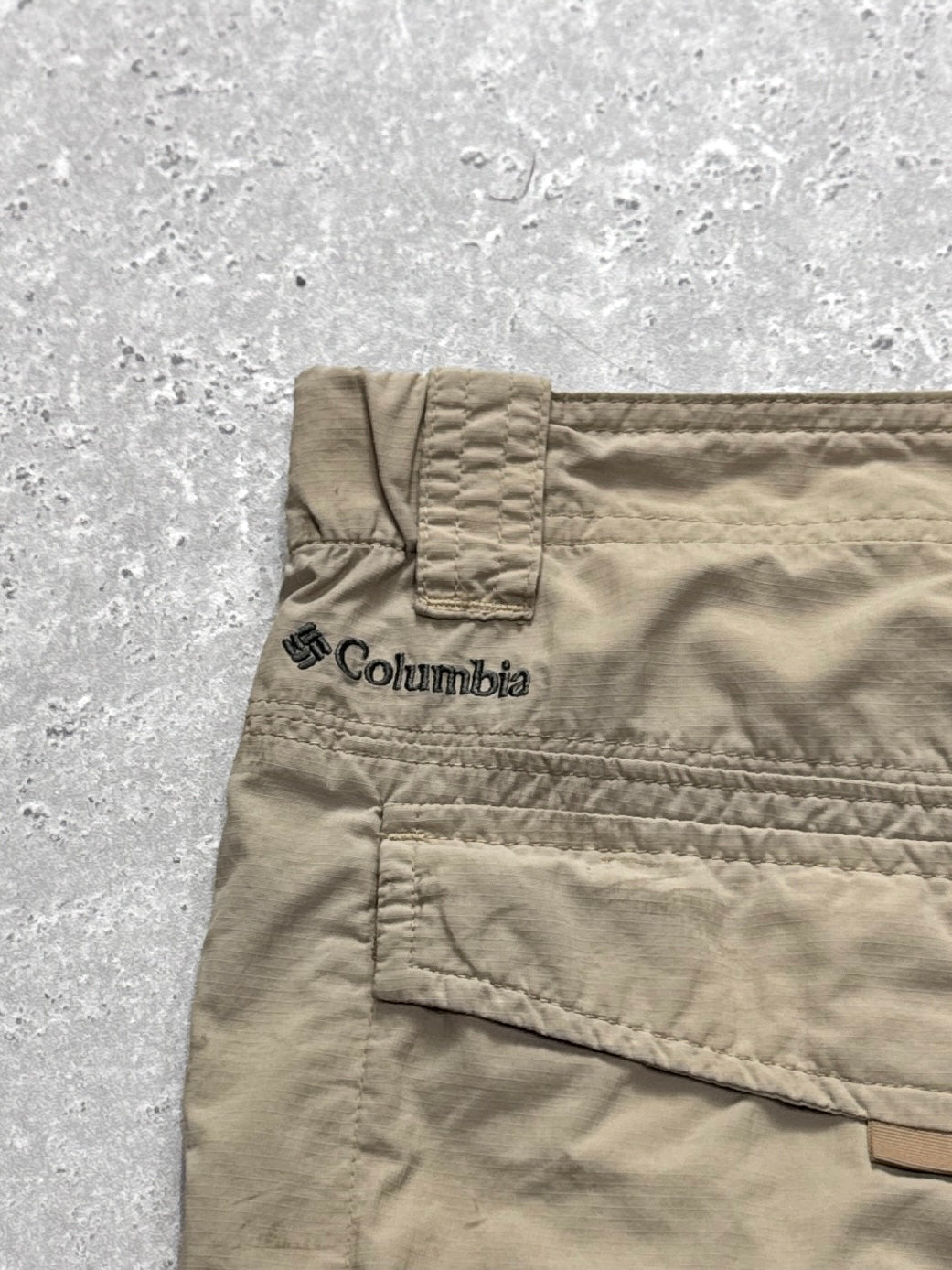 Vintage 2000s Columbia Cargo Utility Trail Shorts (36")