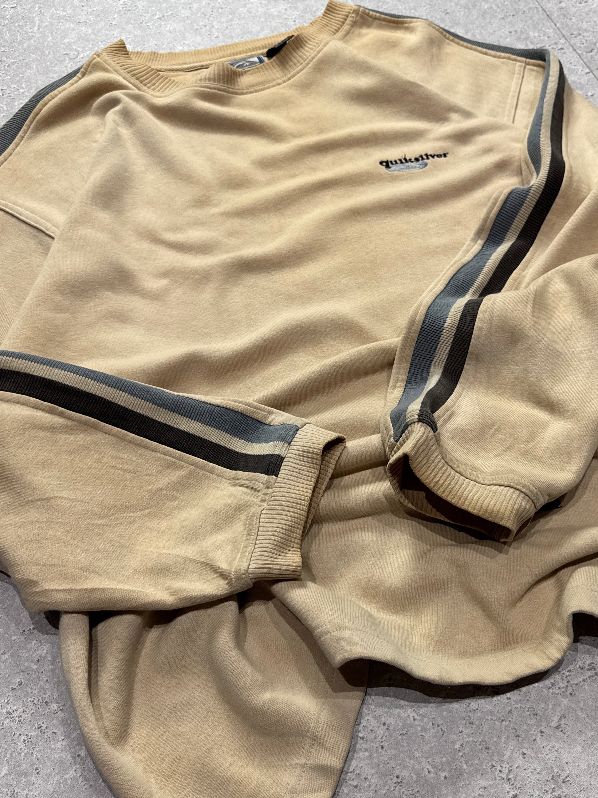 Vintage 90s Quiksilver Embroidered Surf Sweater (XXL)