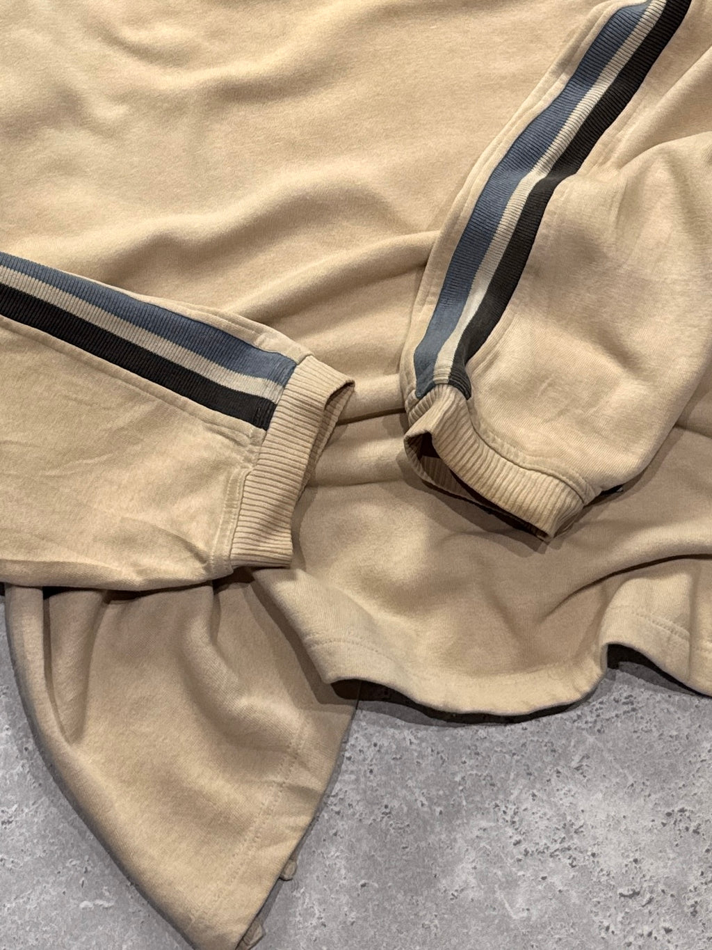 Vintage 90s Quiksilver Embroidered Surf Sweater (XXL)