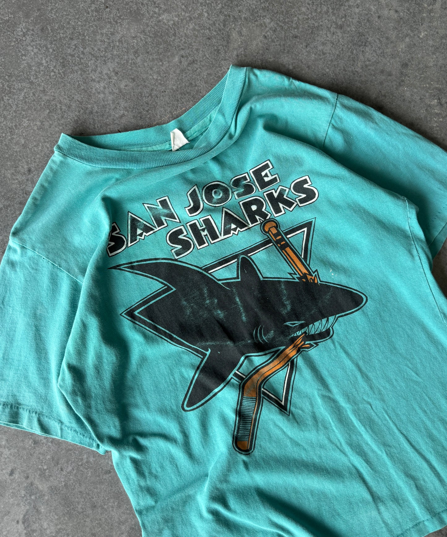 Vintage 90s San Jose Sharks Tee (L)