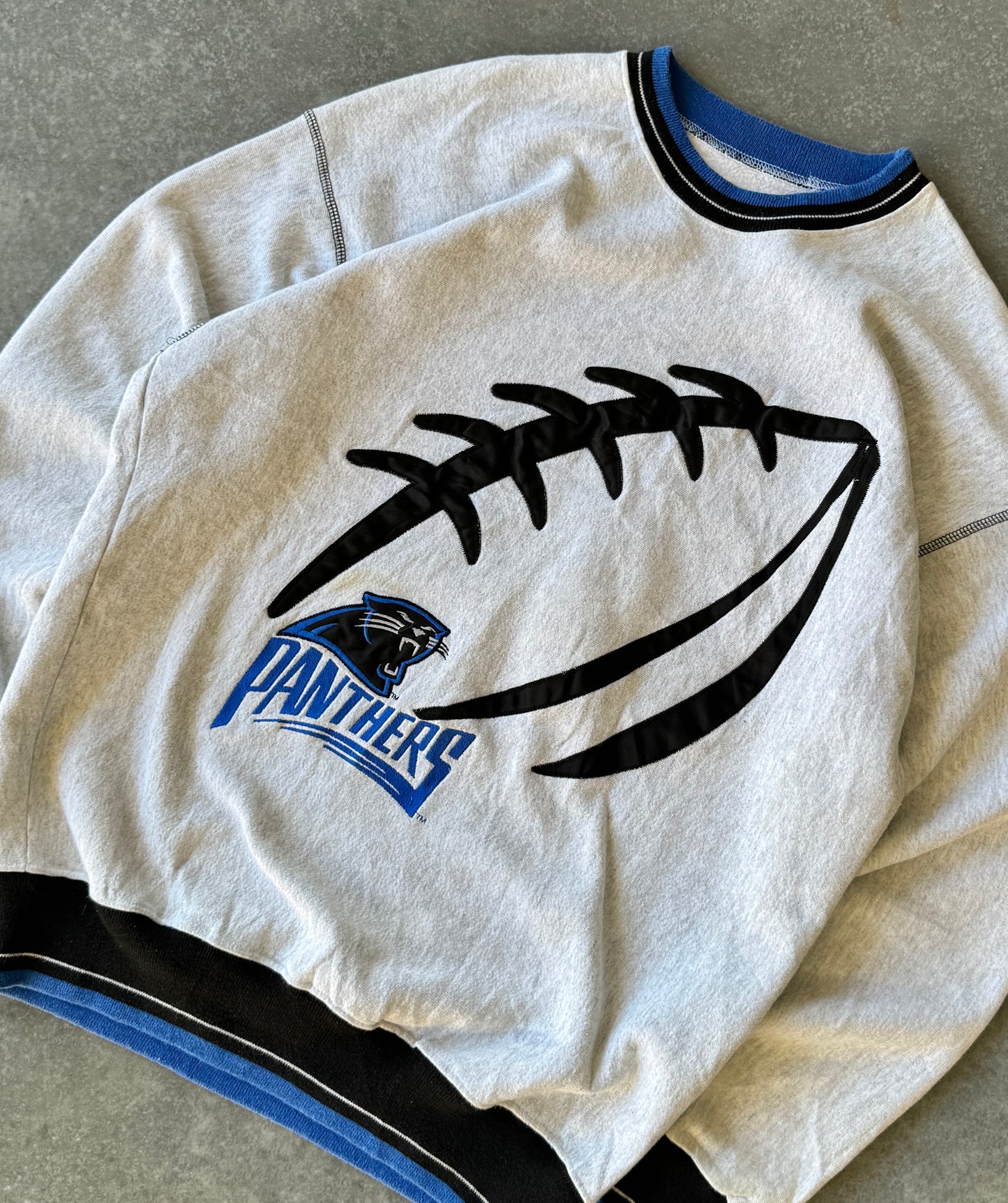 Vintage Carolina Panthers Embroidered Sweater (XL)