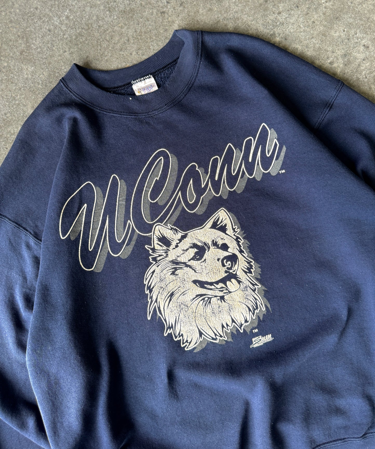 Vintage Uconn Huskies Sweater (XL)