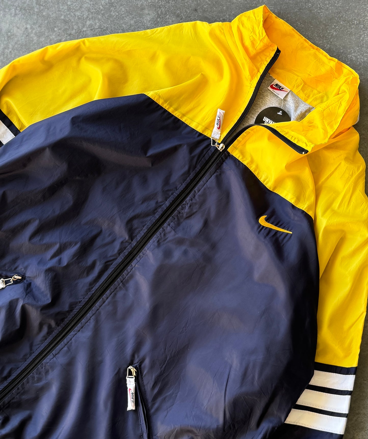 Vintage Nike Inc USA Windbreaker Jacket (2XL)