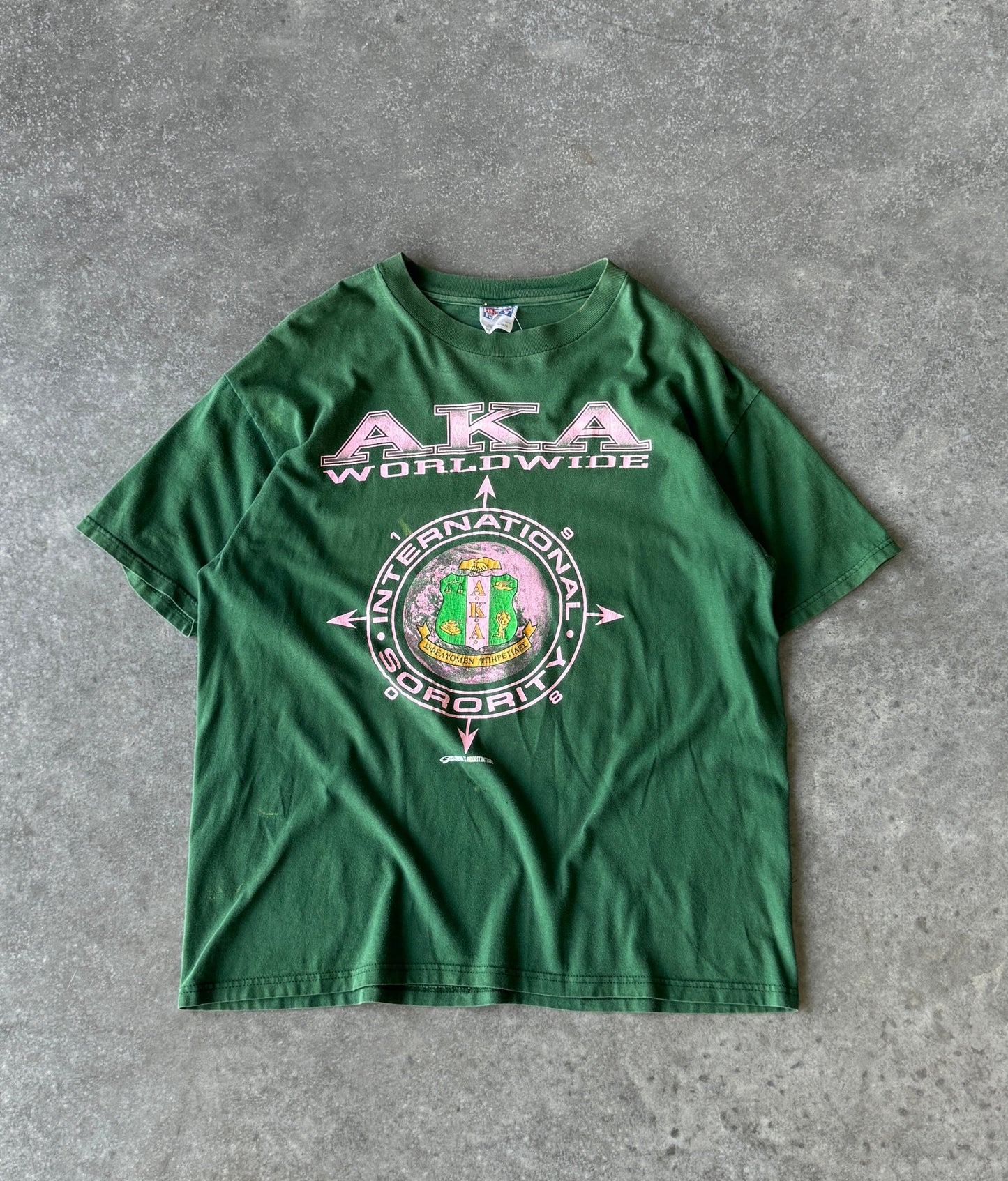 Vintage AKA Worldwide Sorority Tee (XL)