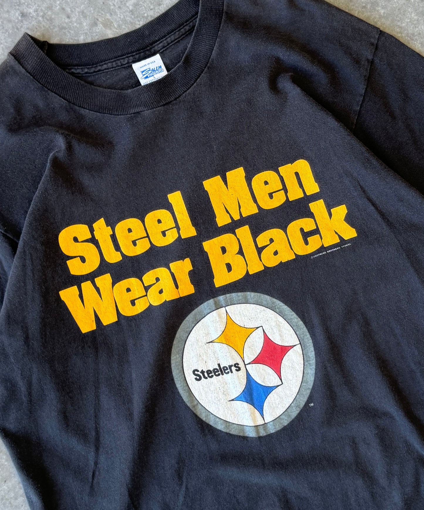 Vintage Pittsburgh Steelers Spellout Tee (L)