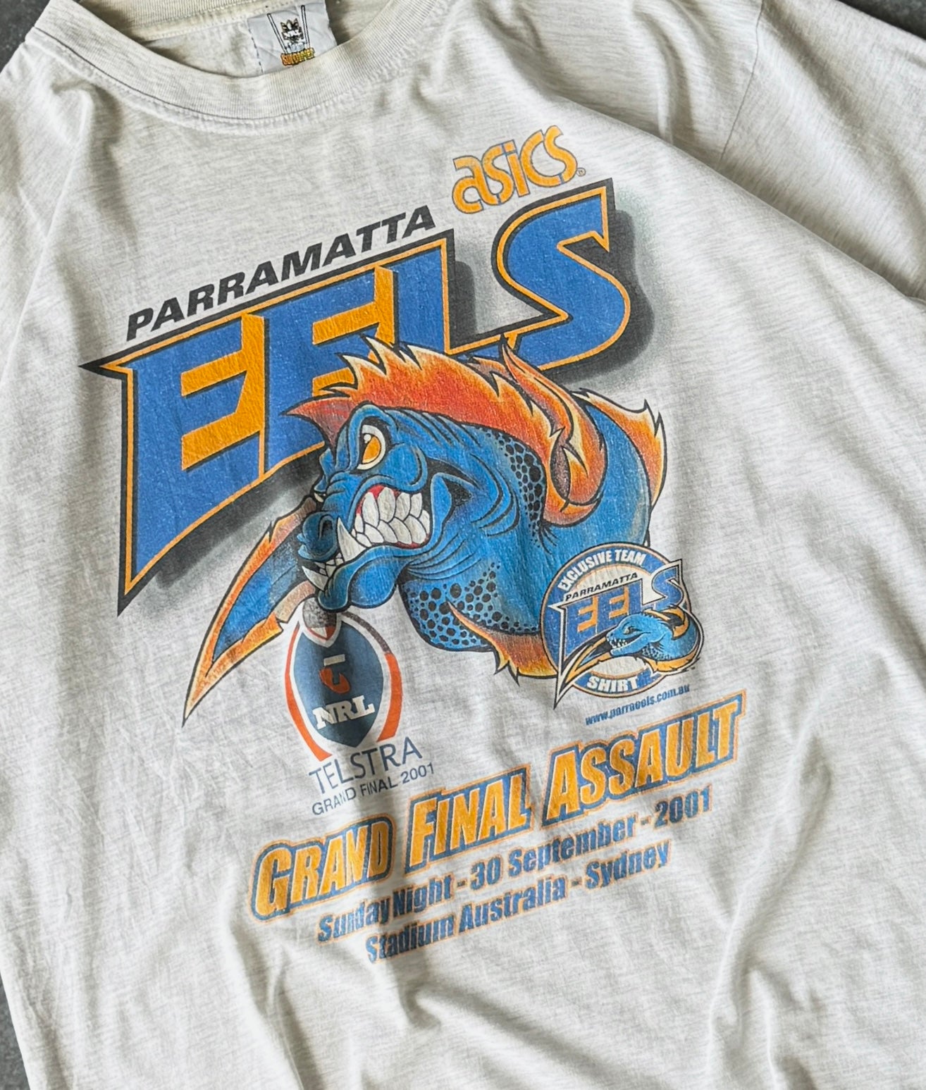 *RARE* Vintage 01' Paramatta Eels NRL Grand Final Tee (XL)